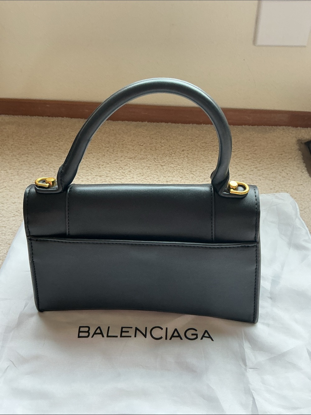 Dhgate Top Handle Mini Bag with Gold BB Hardware - Picture 4 of 6